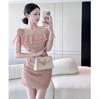 【#現貨臺灣 , 隔日到】S-L 粉 一字領 短款 小個子韓版生日聚會禮服 名媛氣質抹胸包臀連衣裙 春酒尾牙 婚禮洋裝