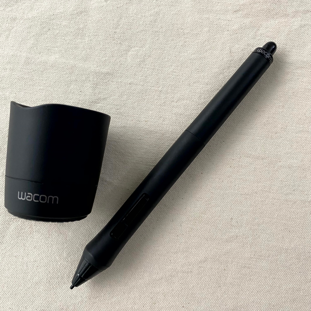 WACOM 筆、16支筆芯、筆座、Intuos 4 PTK-640