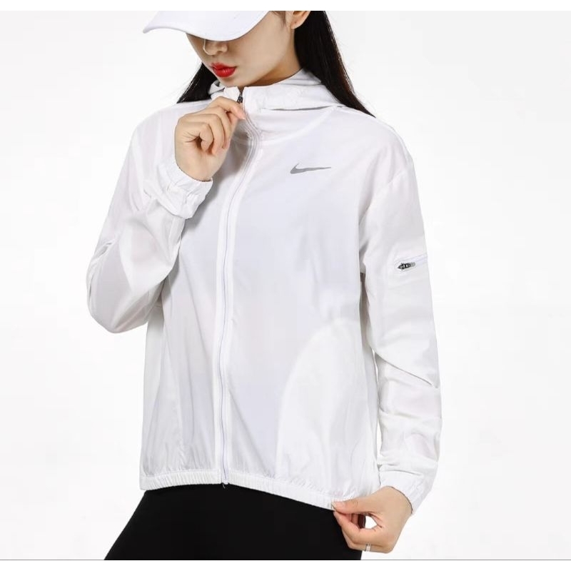 9新 原價2980 Nike AS W IMP LGHT JKT HD 女反光 輕薄透氣 連帽外套 慢跑 防曬 健身運動