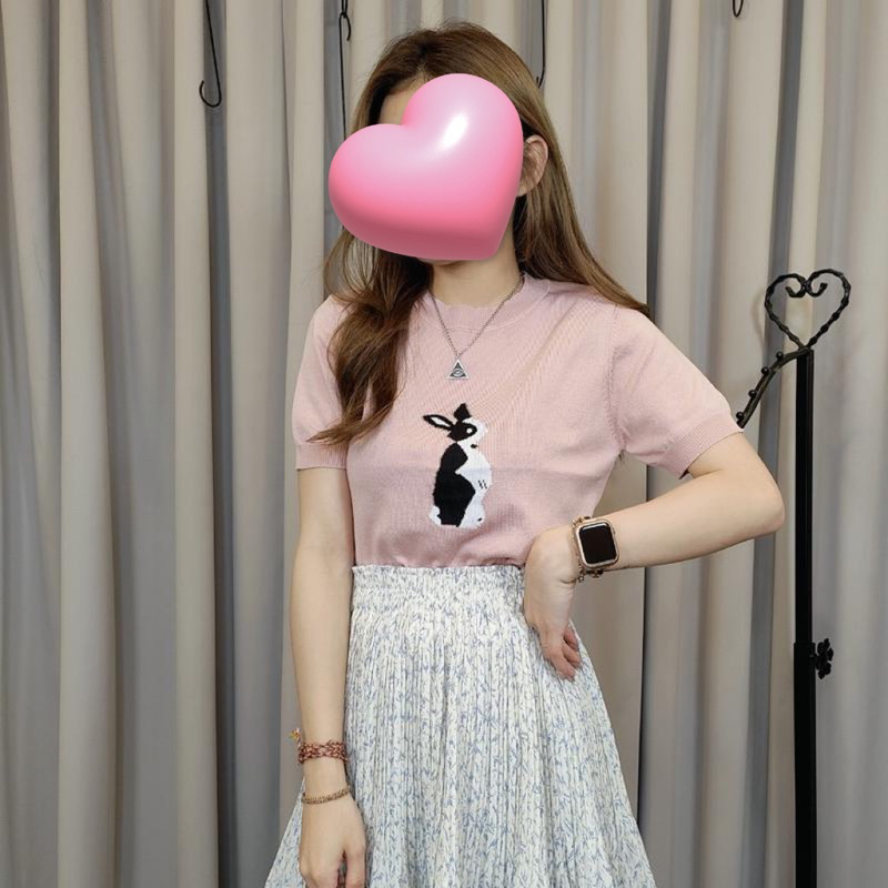 oh ma歐瑪服飾 兔子圖樣針織上衣