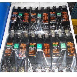 日本FUJI 富士 無熔絲開關SA52R SA53R EA102B EA103B 斷路器 (同士林NF100-SN)