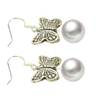 小樂珠寶日本珍珠專賣店，海水珠日本珍珠AKOYA耳環，最高品質珠寶，最優惠的價格！我們會附贈精美的包裝