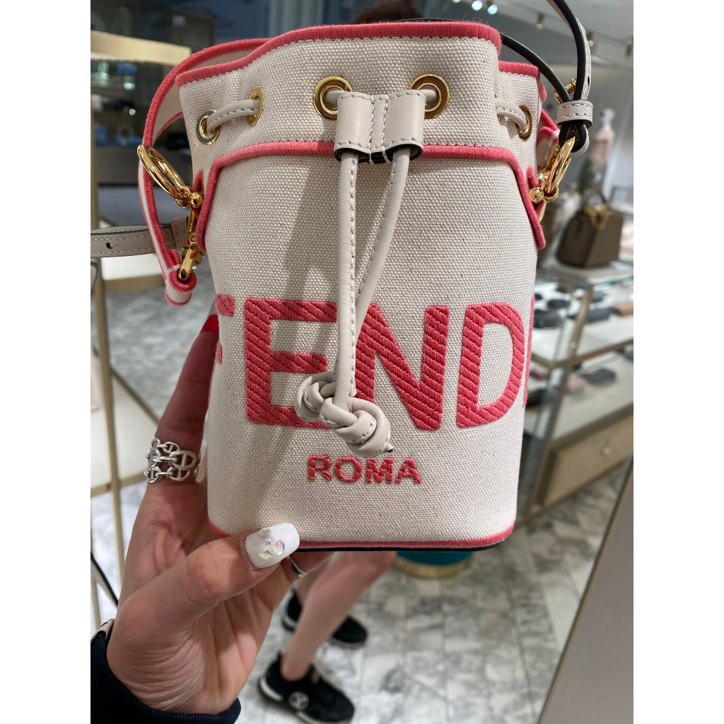 FENDI new 米色刺繡帆布 Fendi Roma 迷你水桶包