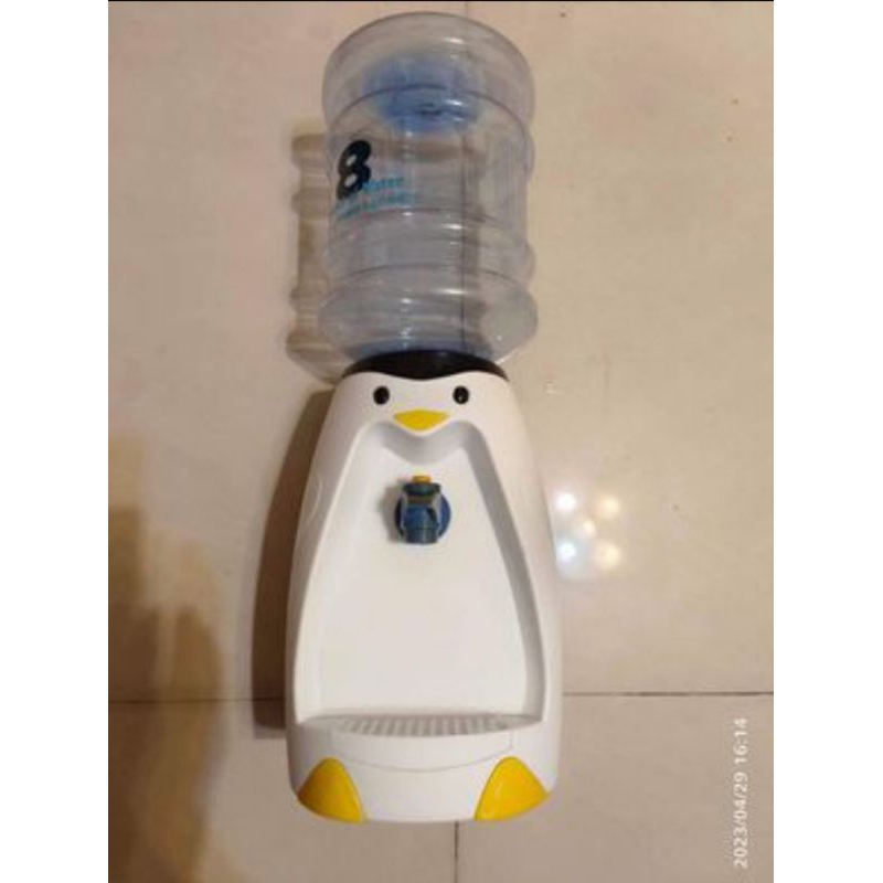 企鵝造型飲水機，二手產品