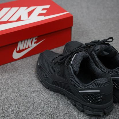 Nike Air Zoom Vomero 5 anthracite black碳黑復古老爹鞋健身訓練鞋