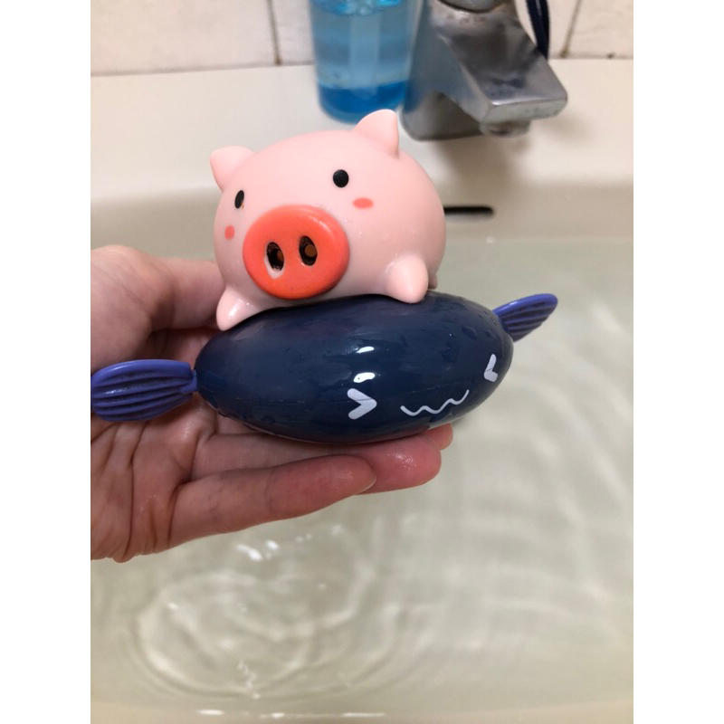 二手 嬰幼兒 洗澡玩具 小豬游泳 玩具