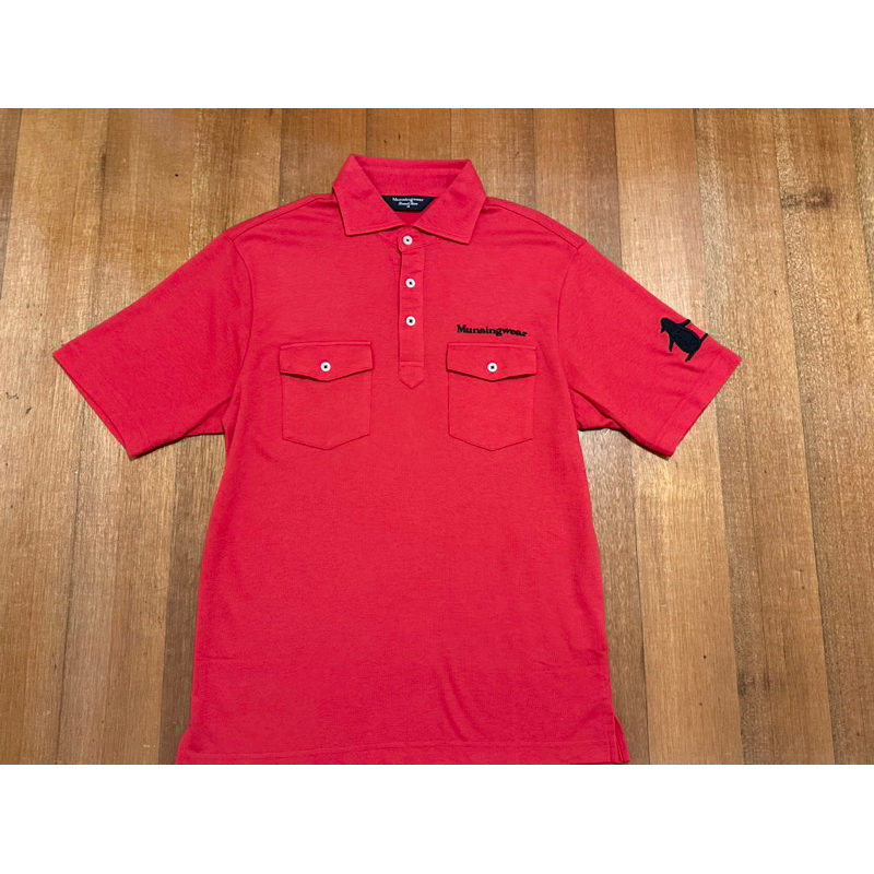 2件$4000高爾夫服飾 企鵝牌男裝 Munsingwear 套頭短袖上衣 短袖polo衫 短袖雙口袋 紅色 M號