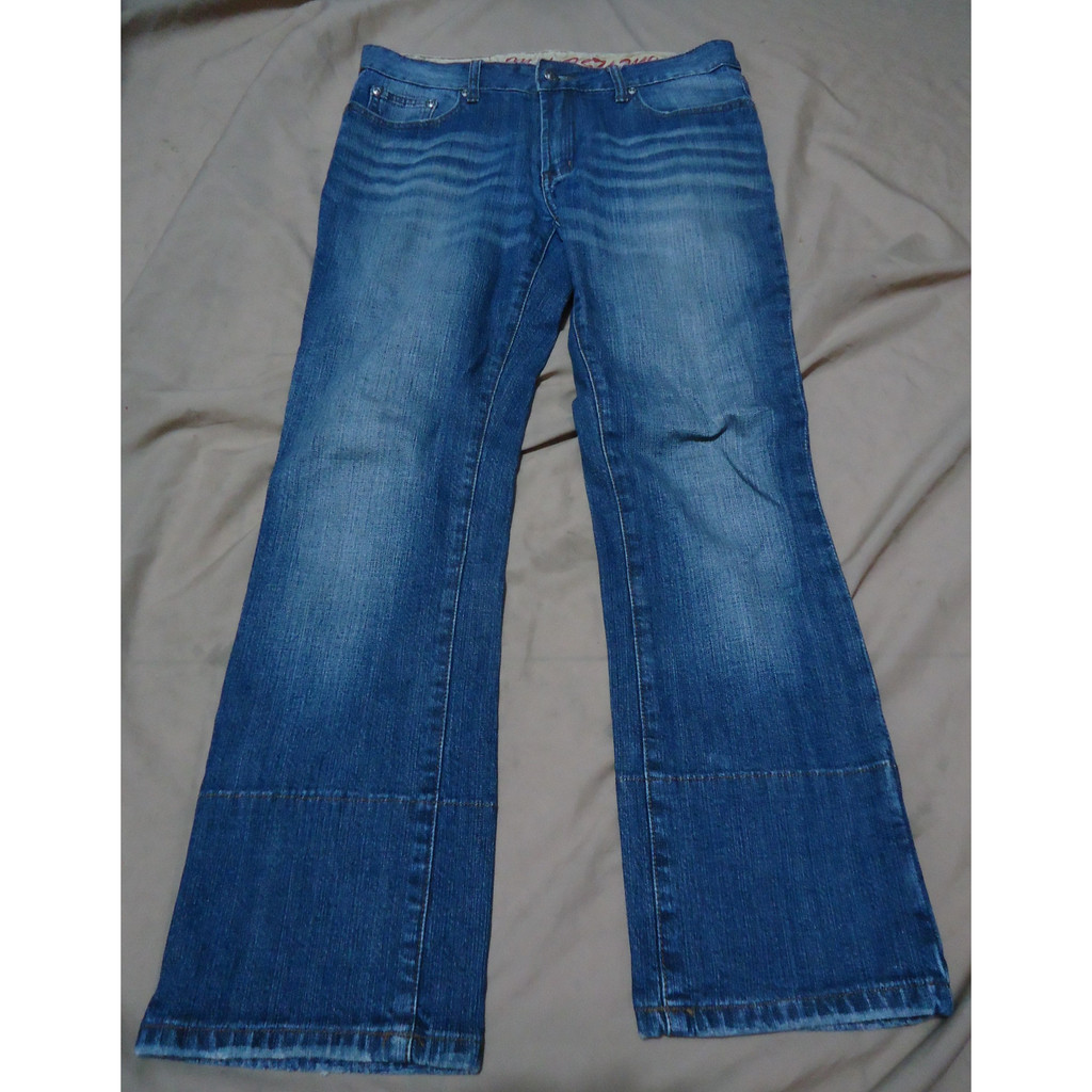 Ma-Tsu Mi 香港製藍色中腰彈性牛仔褲,尺寸L,腰圍31.5吋,褲長34.75吋,少穿降價大出清
