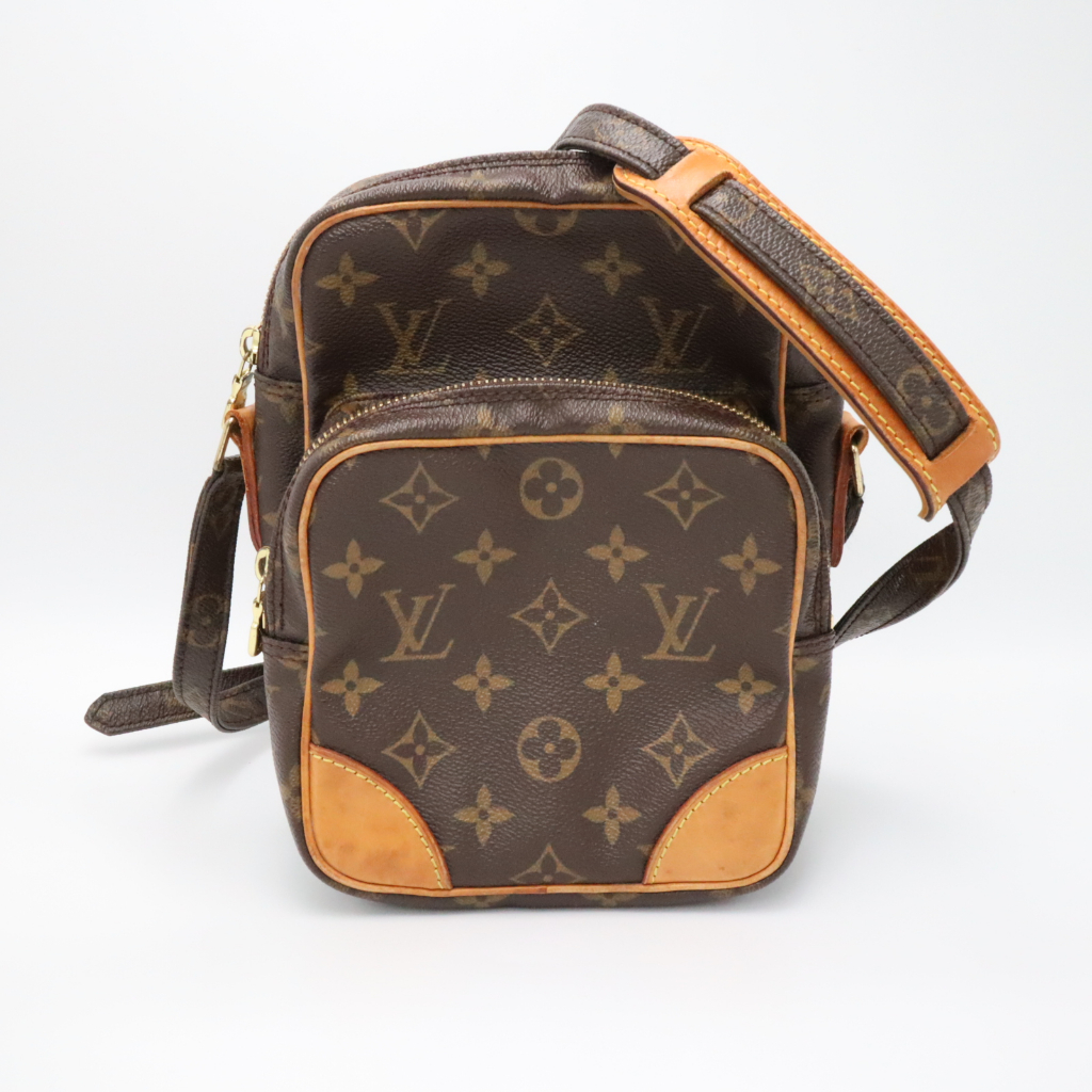 Louis Vuitton Monogram  M45236 Brown Cloth ref.1027024 - Joli Closet