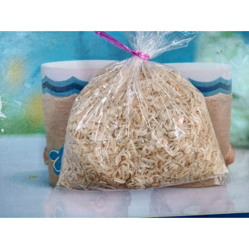 澎湖在地的名產丁香小魚乾1包+蝦米1包