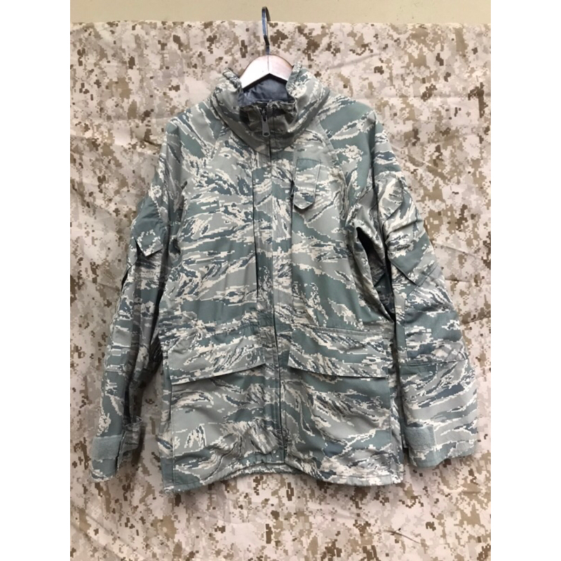 美國空軍公發虎斑數位迷彩gore tex外套