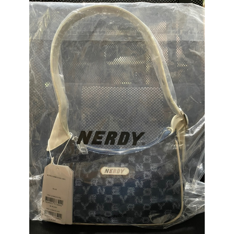 全新未拆 Nerdy 包包 2023 韓國 代購 女用包 肩背包 腋下包  Nerdy 太妍 情人節禮物 交換禮物 禮物
