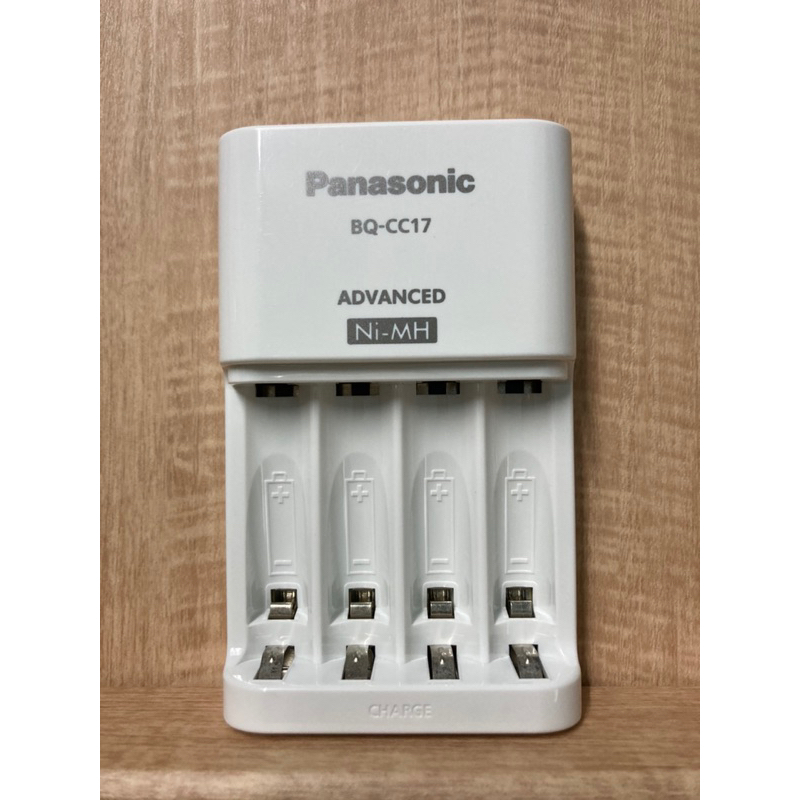 Panasonic eneloop 國際牌 充電器 BQ-CC17