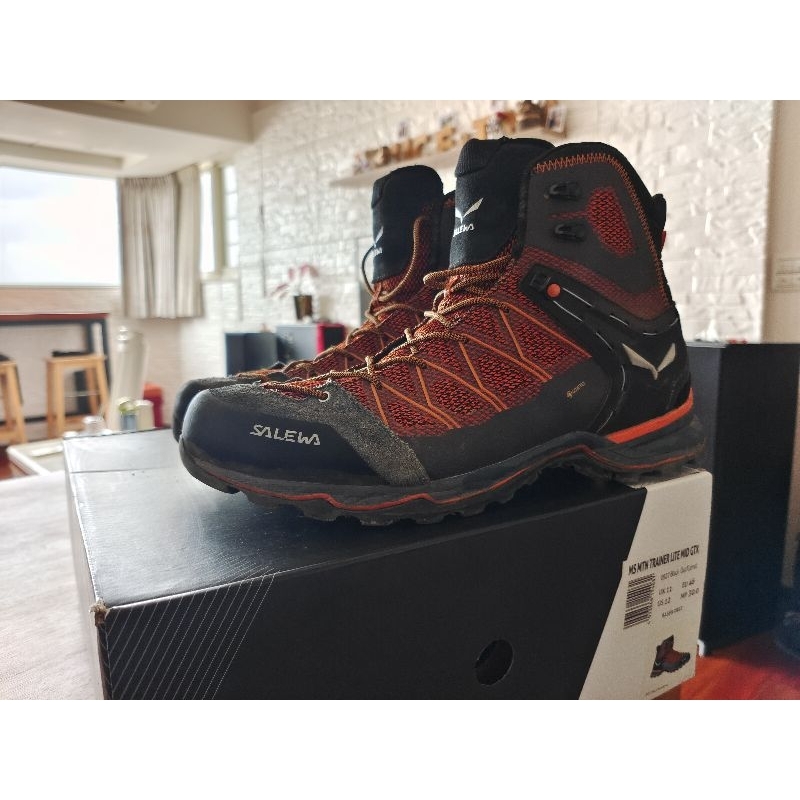 SALEWA 登山高筒鞋 gore Tex 防水 UK11