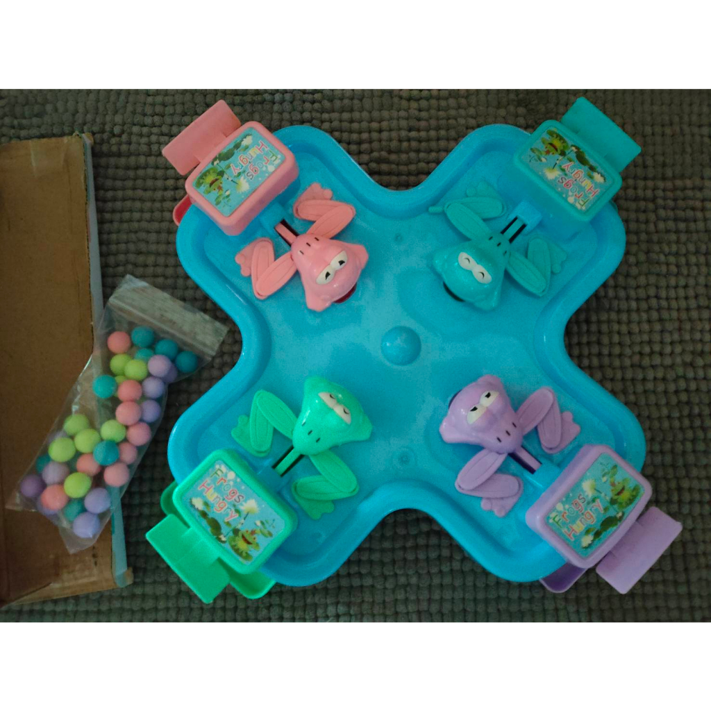 電商盒裝 親子益智玩具 青蛙吃豆-四人人款 (含至少24顆豆) 遊戲機 貪吃青蛙(二手)