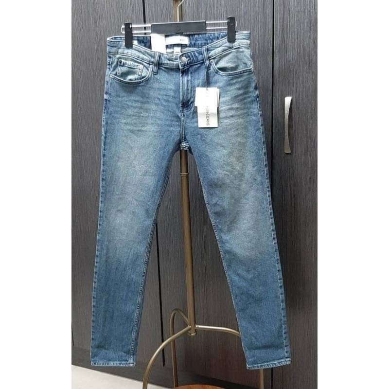 正品CALVIN KLEIN 凱文克萊 SKINNY 男藍色上寬下窄超彈性修身牛仔長褲W33/L32
