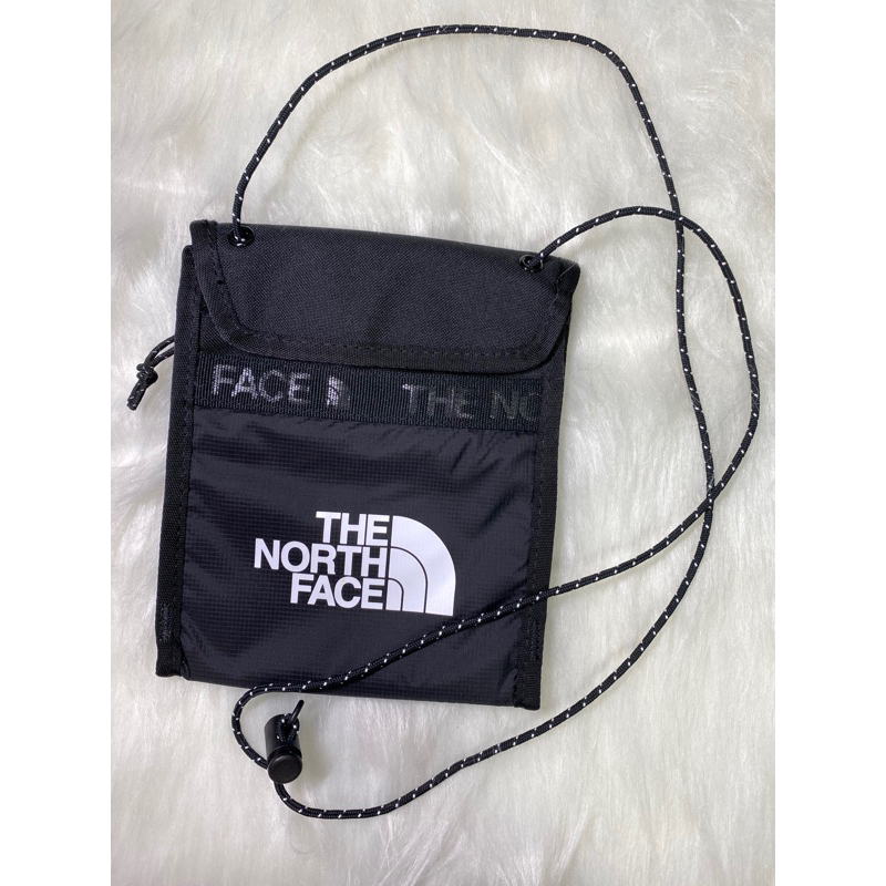 The North Face Tnf ML SLIM POUCH 北臉 隨身 證件 小包 掛頸 黑色