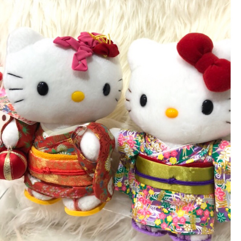日本進口Hello Kitty可愛的和服娃娃