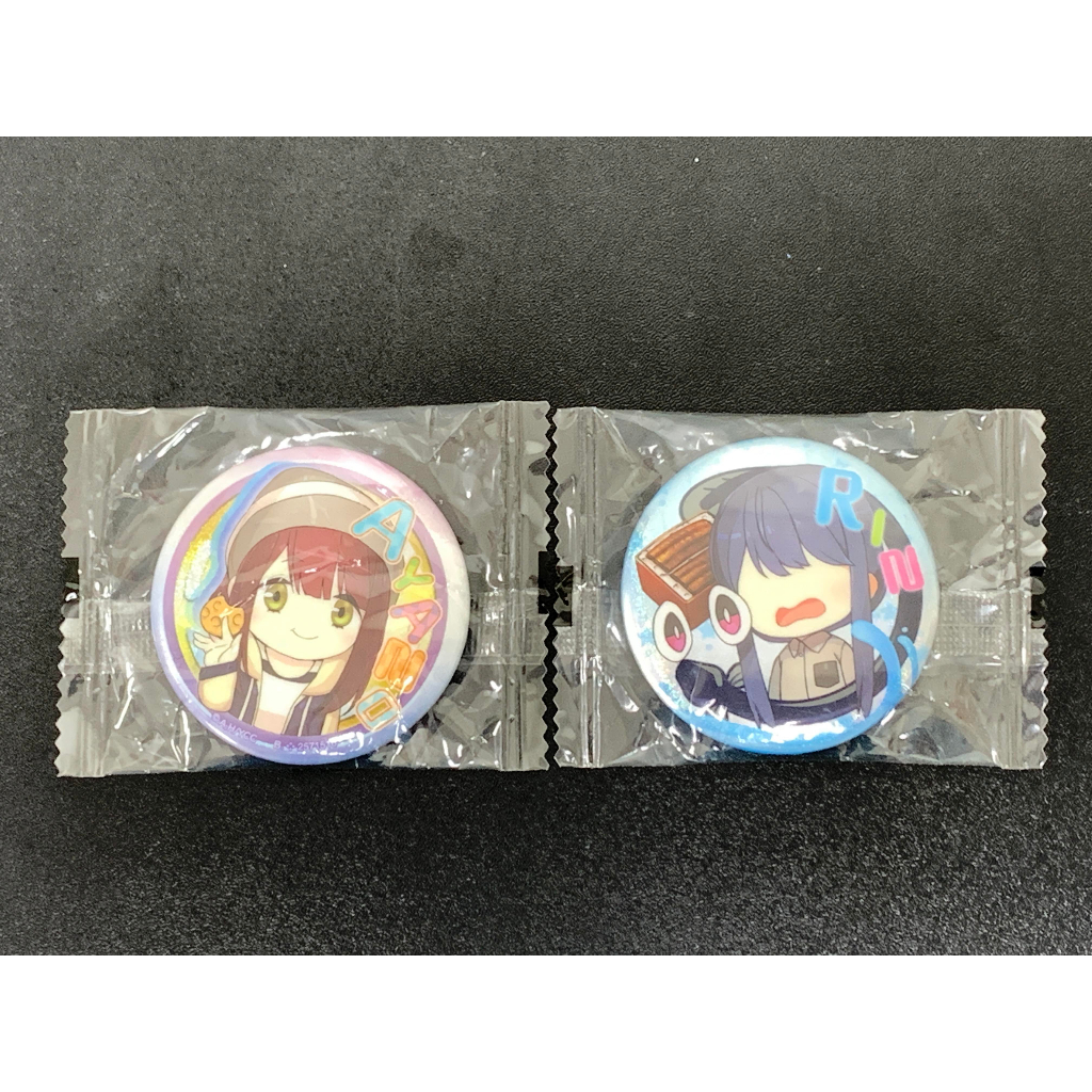 搖曳露營△ 土岐綾乃 Toki Ayano 志摩凜 Shima Rin Q版 徽章 胸章