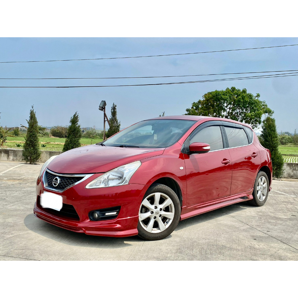 2015 Nissan Tiida 1.6 紅 #強力過件99%、#可全額貸、#超額貸、#車換車結清