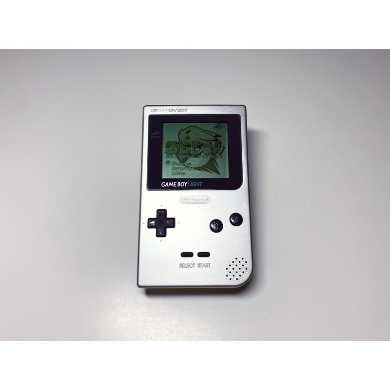 【勇者電玩屋】GBL正日版-稀有品9.5成新GBL主機銀色款 Game Boy Light 夜光版 10155423