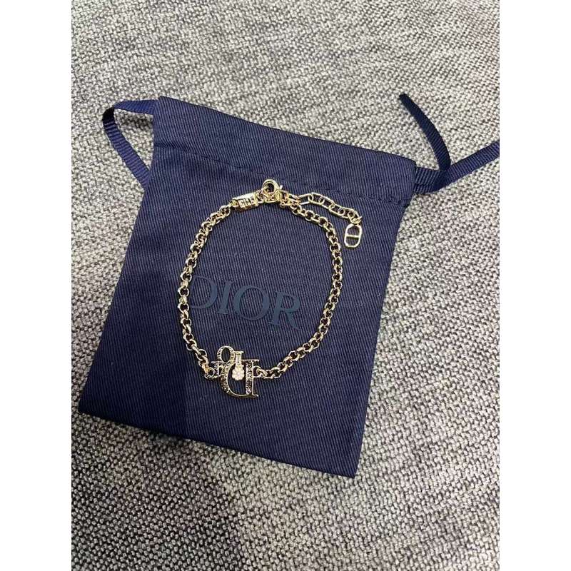 Christian Dior 水鑽字母手鍊♥️ 配件 飾品 代購