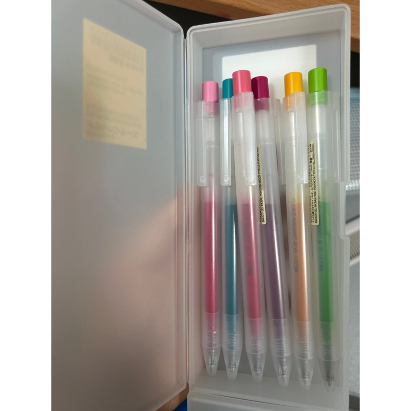 近全新 無印良品 六色原子筆 中性筆 多色 透明筆盒 鉛筆盒