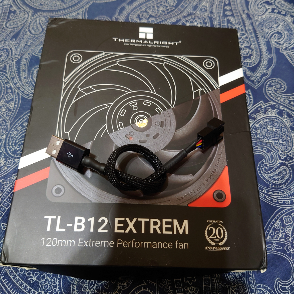 利民 Thermalright TL-B12 EXTREM 3150轉12cm機殼風扇(USB轉4PIN轉接線