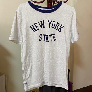 二手/英文字母上衣/米灰色 短袖 T-shirt 休閒 New York