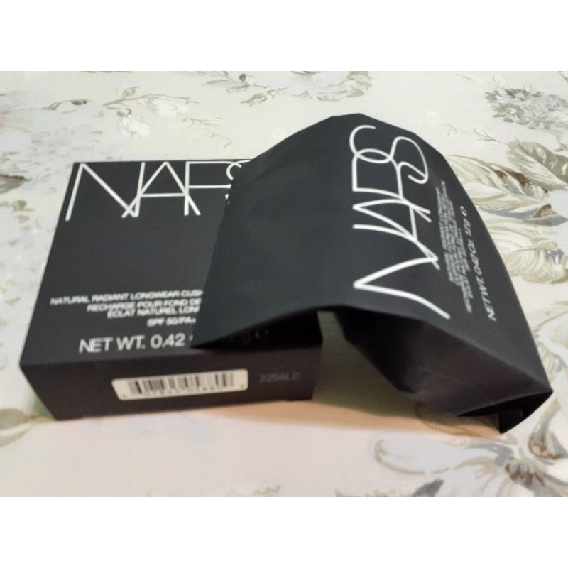 NARS 超持久亮顏氣墊粉餅（蕊）