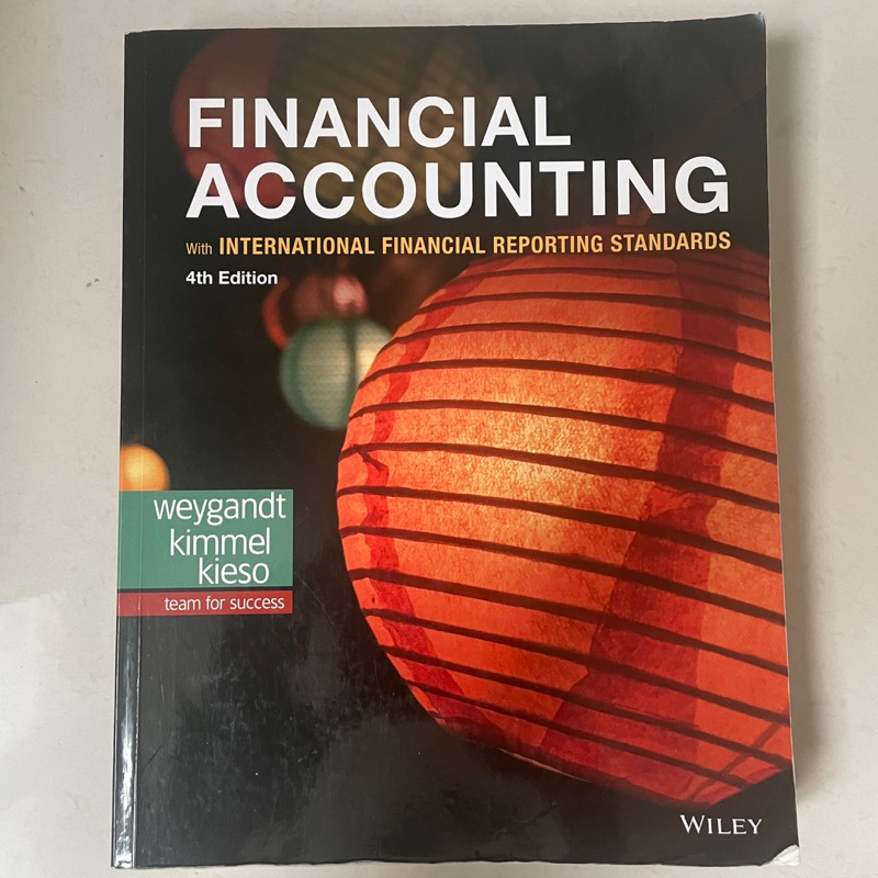 二手原文書financial accounting with IFRS 4th edition （大燈籠版）