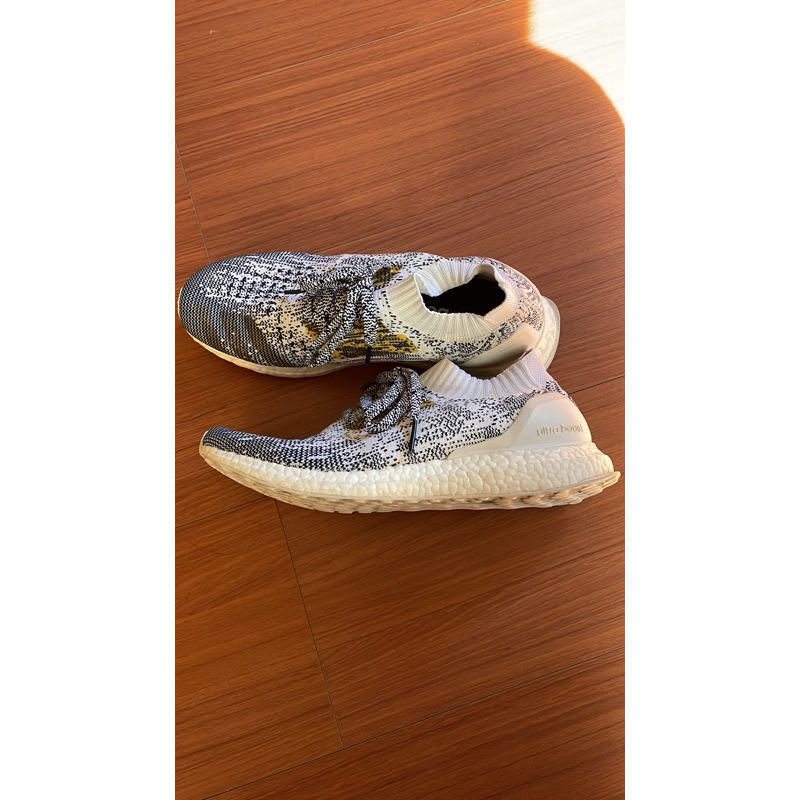 adidas ultra boost uncaged Oreo 限量鞋