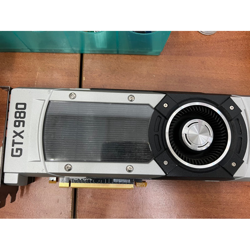 艾維克 EVGA GTX980 4G顯示卡（要插電6+6pin)