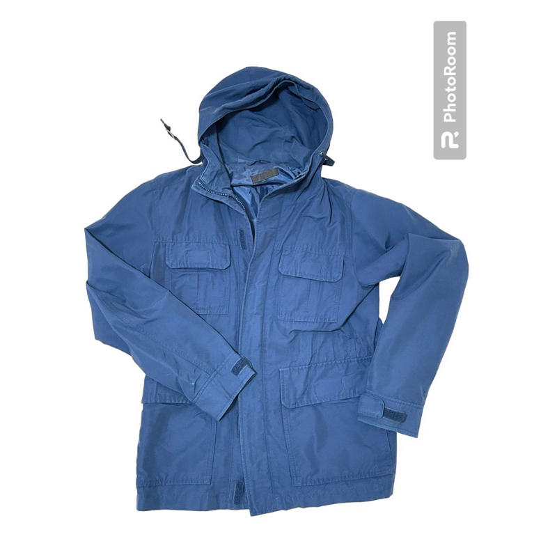 Uniqlo 藍色 M號風衣夾克