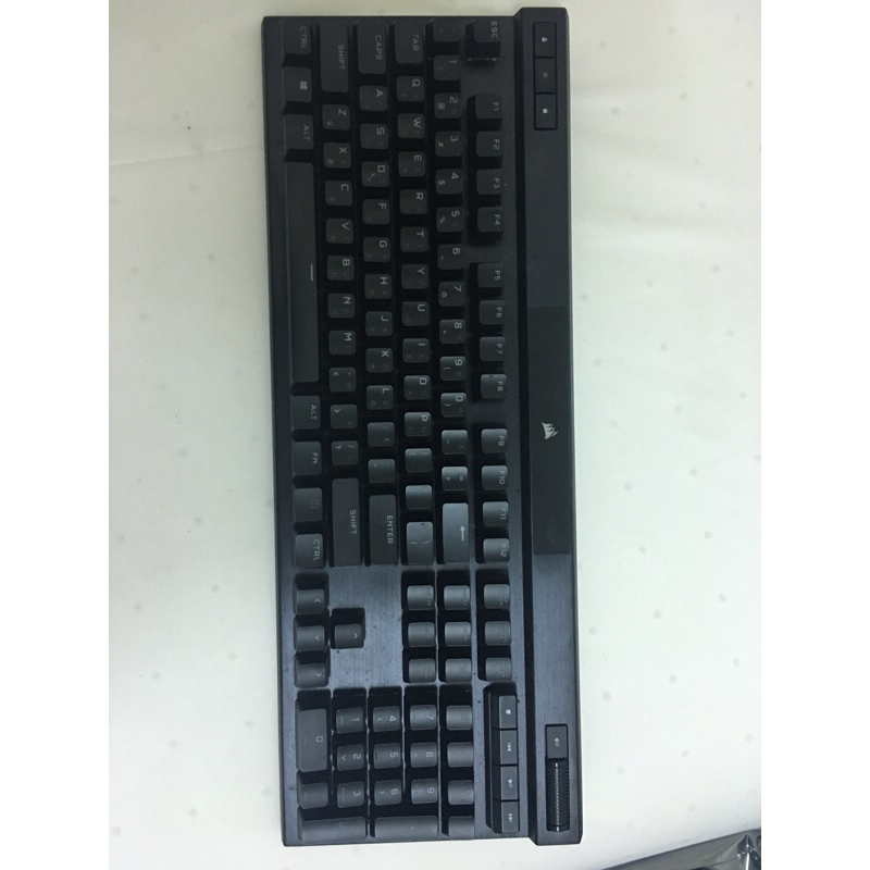 Corsair k70 pro銀軸