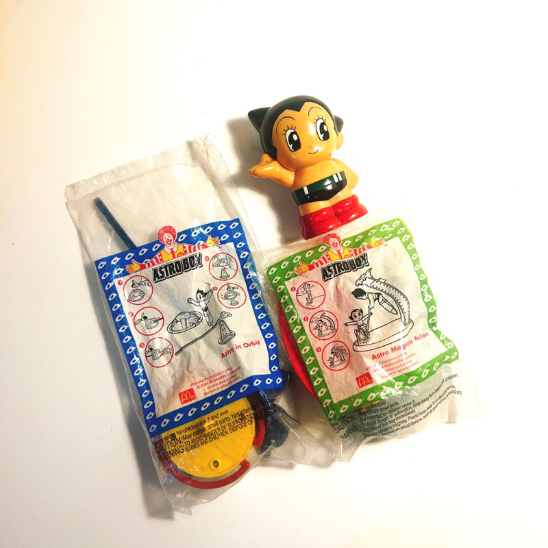 2004麥當勞絕版原子小金剛玩具+存錢筒 （三件合售）
