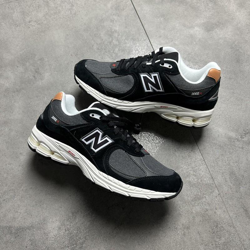 【EXIST】New Balance NB2002R 岩石黑灰 M2002REB