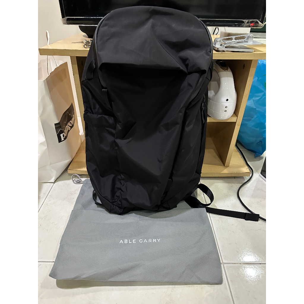 ABLE CARRY THE DAYBREAKER 2 - 無重力輕旅包 2- CORDURA 黑色 二手