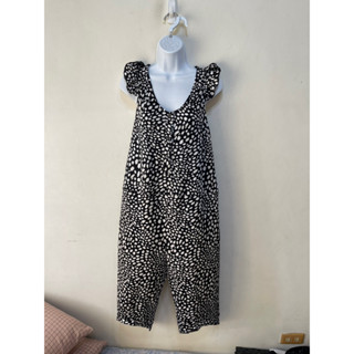 「 二手衣 」 MOMA 女版無袖連身褲 36號（黑白）60