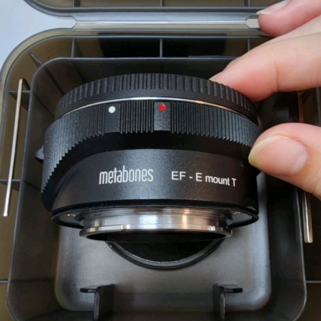 便宜賣~Metabones Canon EF 轉 Sony E 五代 自動轉接環 MB-EF-E-BT5