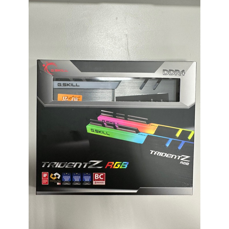 芝奇G.SKILL幻光戟 8G*2 雙通道 DDR4-2666 CL18(黑)F4-2666C18D-16GTZR記憶體