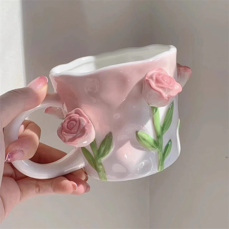 INS款手工陶瓷 / 粉色浪漫玫瑰花立體浮雕馬克杯