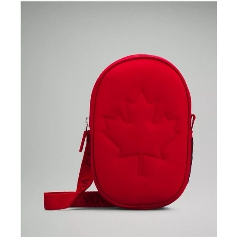 加拿大帶回-Lululemon露露檸檬🍋紅色輕側背包，