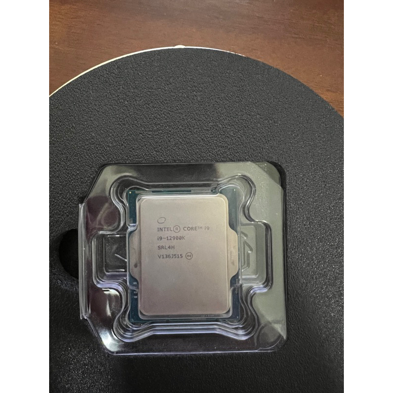 i9 12900K 盒裝配件完整