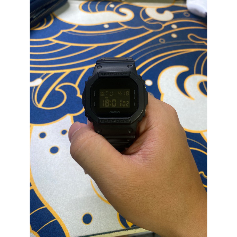 Casio卡西歐G-Shock防水200米DW-5600BB-1經典當兵錶