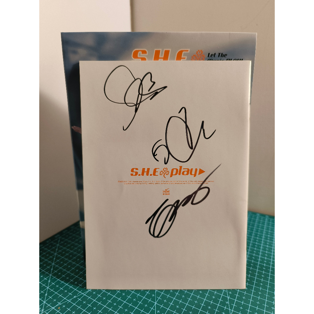 S.H.E 親筆簽名《play》CD+DVD豪華版（二）