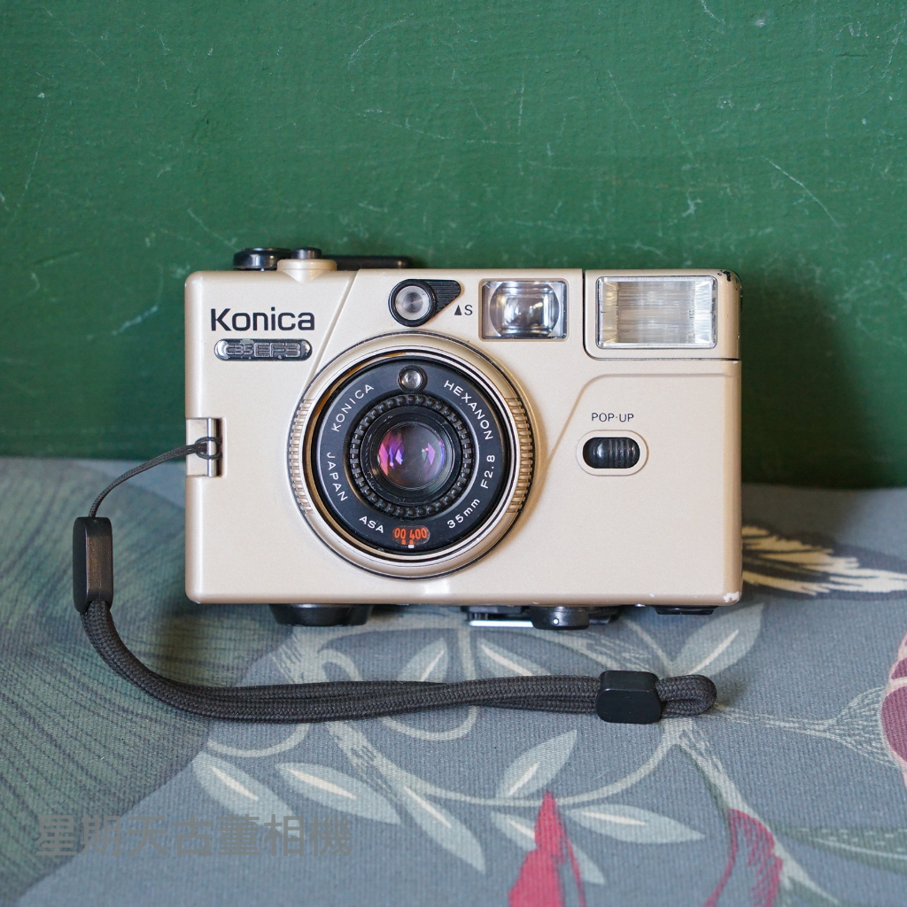 【星期天古董相機】KONICA C35 EF3 金色 底片 估焦 相機