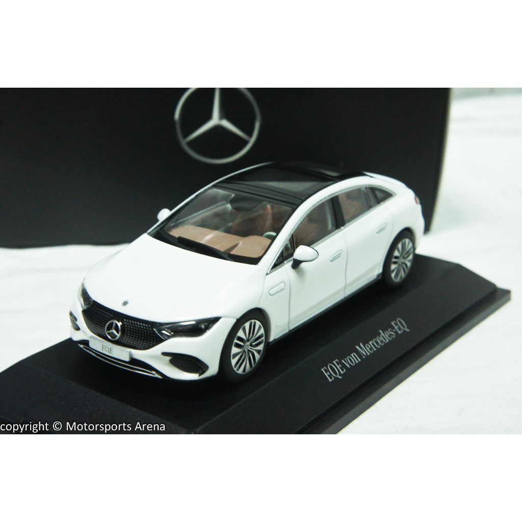 【現貨特價】賓士原廠 1:43 Herpa Mercedes Benz EQE 2023 白色/黑色