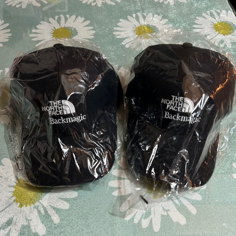 日本 The North Face Backmagic 東京涉谷 店鋪限定 黑色 白字體 棒球帽 老帽 帽 紫標