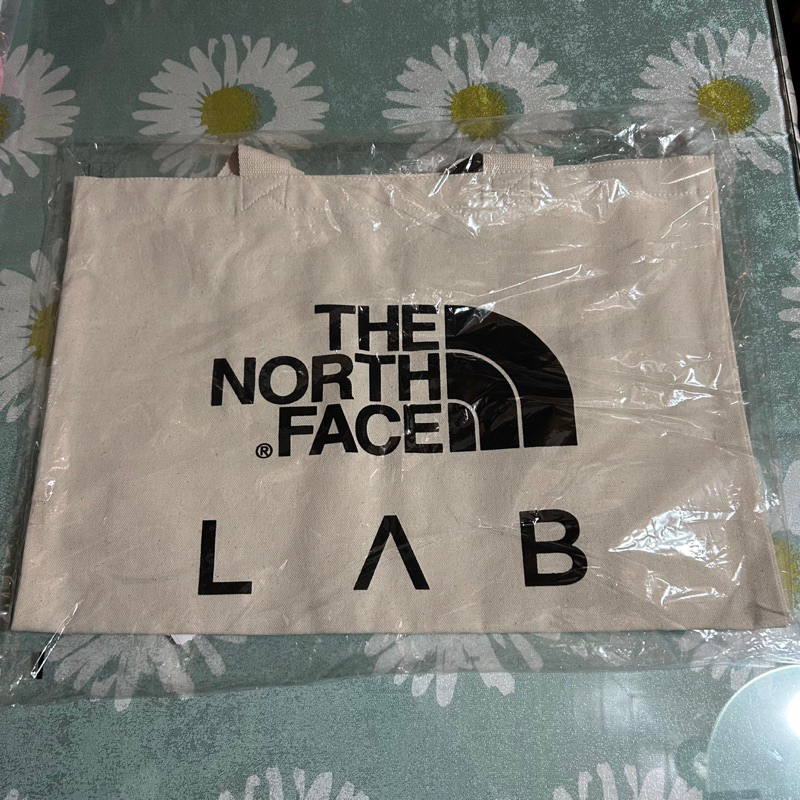 日本 The North Face LAB  東京涉谷 店鋪限定 米色 黑字體 購物袋 側背包 側背袋 肩背包 紫標